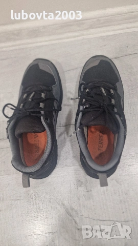ADIDAS Terrex 36 номер Детски оригинални маратонки , снимка 4 - Детски маратонки - 54615073