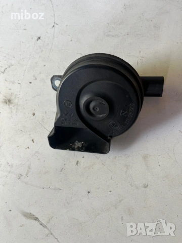Клаксон бибитка Шкода Октавия Skoda Octavia 3, снимка 3 - Части - 55183951