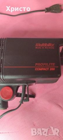 Фотографска лампа Multiblitz profilite compact 200, снимка 3 - Настолни лампи - 54638694