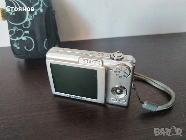 Камера OLYMPUS FE-220 7.1MP x 3Optical Zoom, снимка 10 - Фотоапарати - 51787140