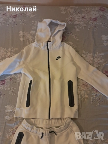 Употребяван Nike TECH, размер L 147-158 см., снимка 2 - Спортни дрехи, екипи - 55244646