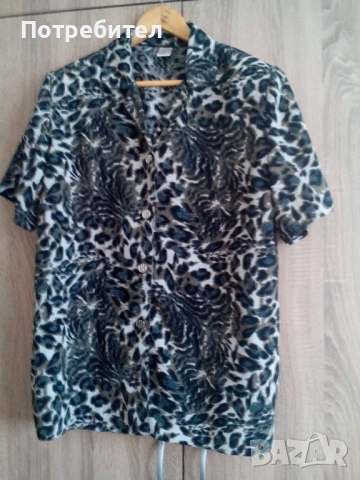 Дамска черна шарена риза къс ръкав № 52 , снимка 2 - Ризи - 54250815