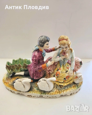 Порцеланова композиция Capodimonte, снимка 3 - Статуетки - 54541048