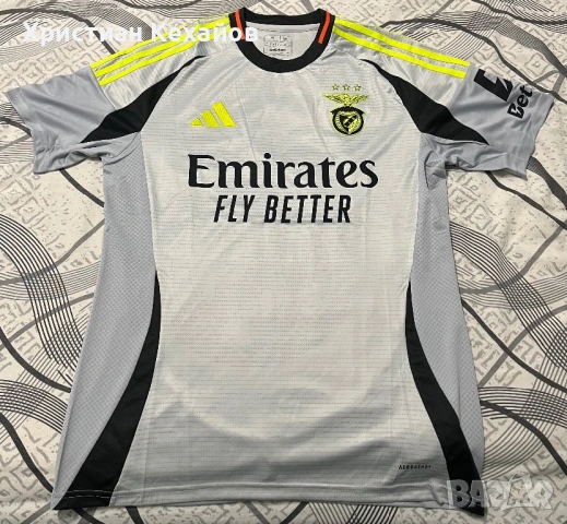 Оригинална тениска на Бенфика