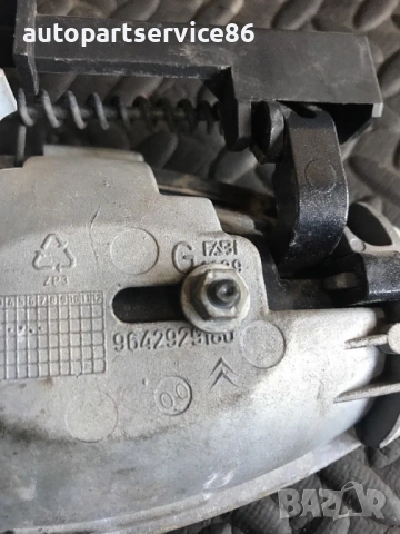 Външна дръжка за задна лява врата черна за Citroën C5 (2001–2005) 9642929180, снимка 3 - Части - 54503320