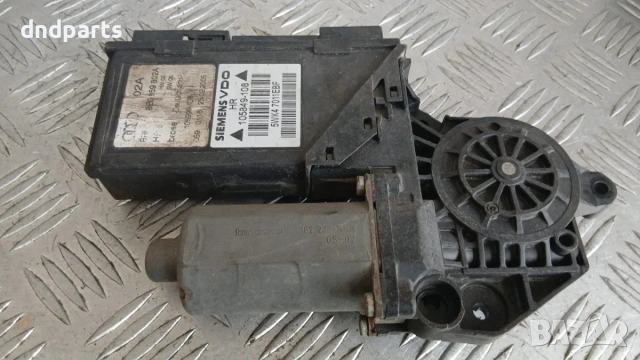 Моторче стъклоповдигач Audi A4 2006 (задно дясно) 8E0959802A 105849-108