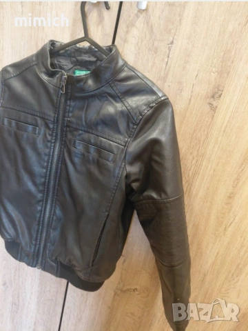 Преходно кожено яке Benetton, снимка 2 - Детски якета и елеци - 53990848