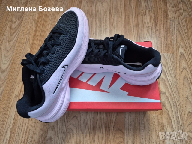 Оригинални маратонки NIKE , снимка 3 - Маратонки - 54409410