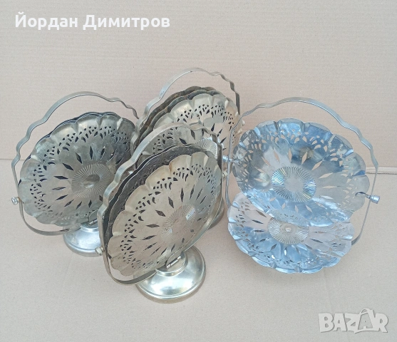 емайлирани подноси , снимка 3 - Антикварни и старинни предмети - 54632920