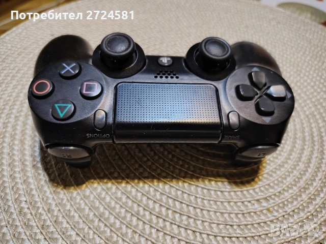 Ps4 оригинален джойстик за части, снимка 2 - Аксесоари - 54097332