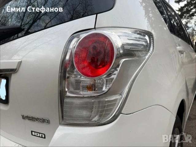Toyota Verso 1.6 D4D, снимка 8 - Автомобили и джипове - 54086773