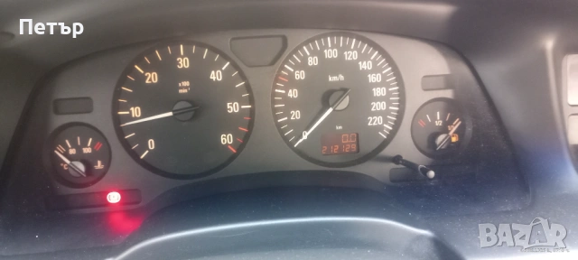 Опел зафира 2005 2.2 DTI, снимка 15 - Автомобили и джипове - 54492164