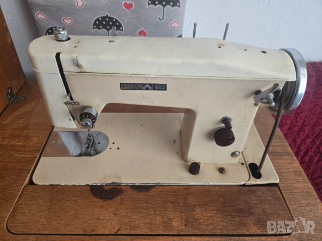 Продавам бродирачна машина ,лично вземане от гр.Самоков, снимка 3 - Шевни машини - 54160754