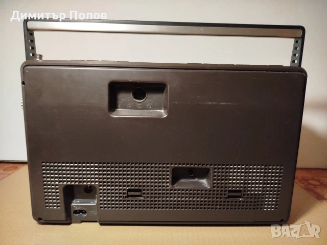 Радиокасетофон GRUNDIG RR220, снимка 6 - Радиокасетофони, транзистори - 54271305