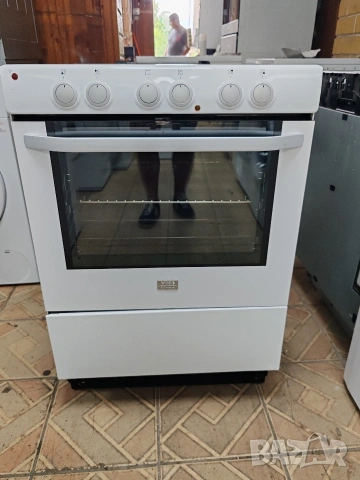 Свободно стояща печка с керамичен плот Voss Electrolux с 2 години гаранция! , снимка 3 - Печки, фурни - 55168207