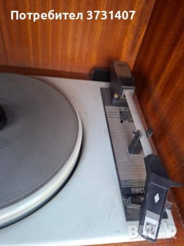 Музикален шкаф Хармония 20 , снимка 3 - Антикварни и старинни предмети - 54220499