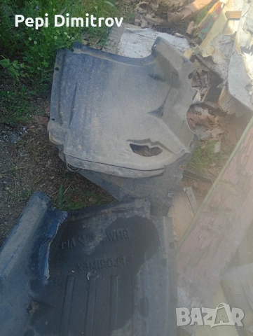 Преден ляв подкалник за BMW E87 2004-2007 , снимка 3 - Части - 54539834