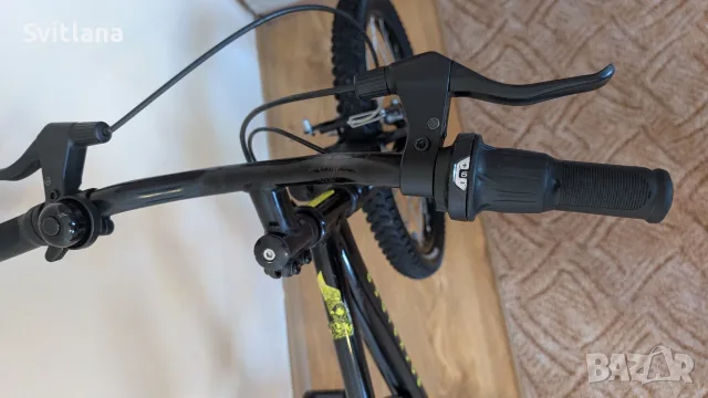 Детски планински велосипед ROCKRIDER EXPLORE 500, 20" (Decathlon) с 20-инчови гуми. , снимка 4 - Велосипеди - 55604520