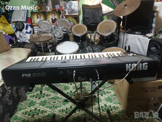 Продавам Korg pa 600 със леки забележки, снимка 2 - Синтезатори - 55218255