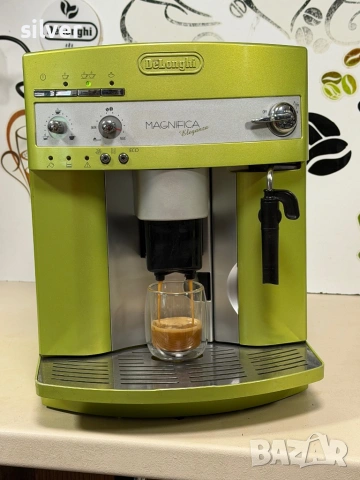Кафемашина кафе автомат delonghi с гаранция, снимка 2 - Кафемашини - 54724361
