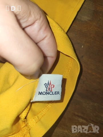 MONCLER поло блузка М/Л - оригинална, снимка 3 - Корсети, бюстиета, топове - 55240627