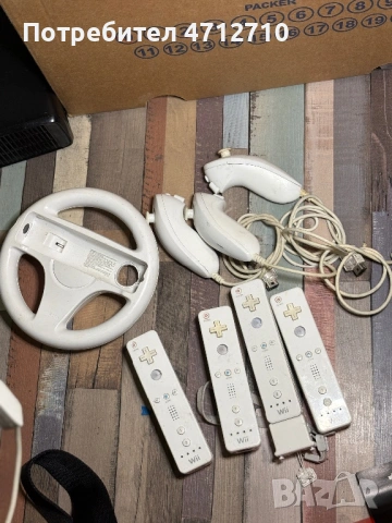 Комплект аксесоари за Nintendo Wii – 4x Wii Remote, 3x Nunchuck и Wii Wheel, снимка 2 - Nintendo конзоли - 54010279