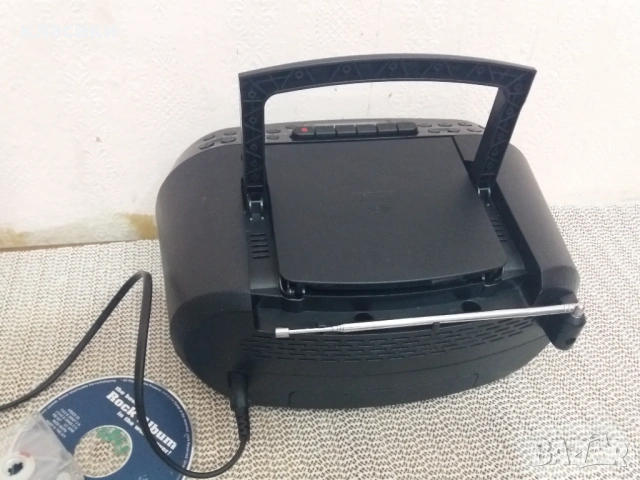 Радиокасетофон сд SONY. , снимка 8 - Радиокасетофони, транзистори - 54240071