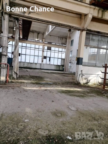 Предприятие на главен път Е-79 , снимка 2 - Производствени сгради - 54615573