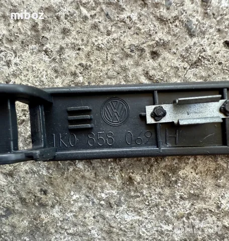 Панел централен VW Golf 5, снимка 2 - Части - 55482805