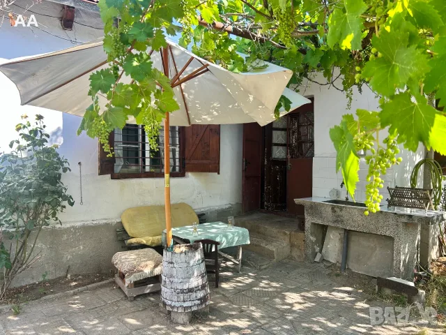 Продава се едноетажна къща, снимка 15 - Къщи - 55533308