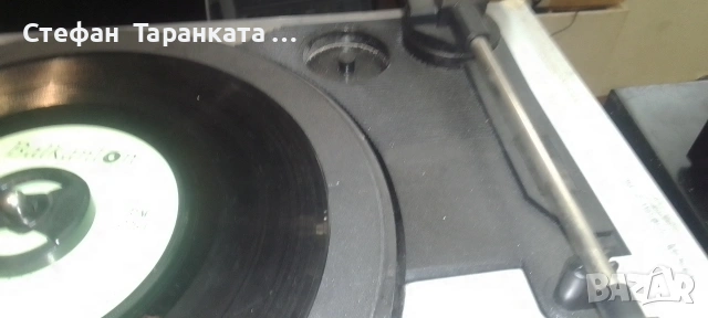 грамофон със радио тунер усилвател и вградени говорители , снимка 2 - Грамофони - 54315787