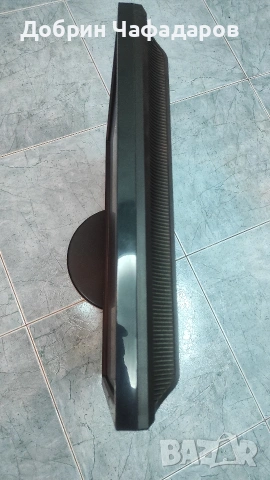 Монитор Asus 19 LCD, снимка 3 - Монитори - 55188566