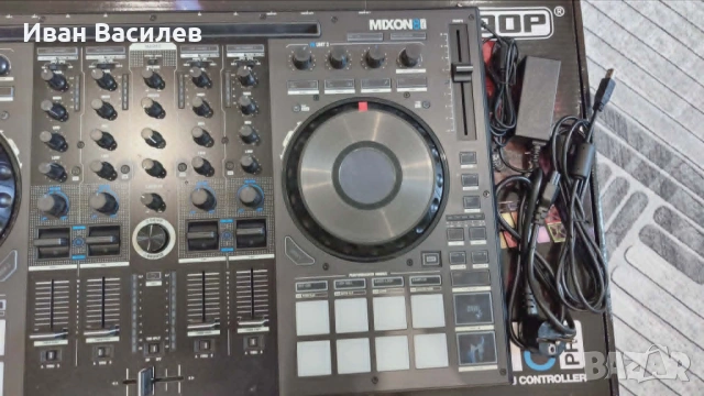 DJ контролер/конзола Reloop MIXON 8 Pro, снимка 6 - Ресийвъри, усилватели, смесителни пултове - 54813470