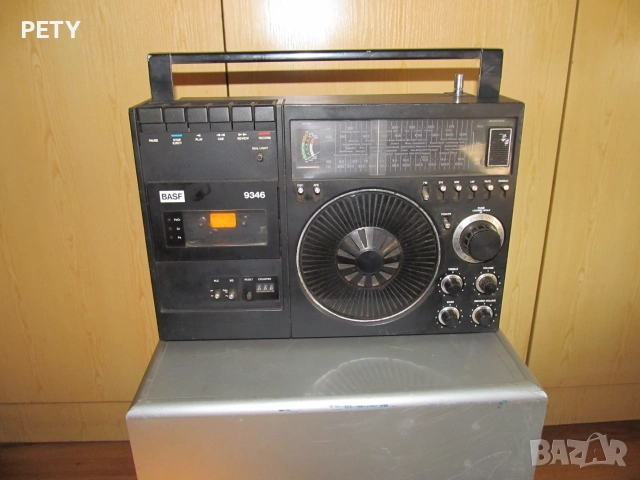 радиокасетофон BASF 9346, снимка 2 - Радиокасетофони, транзистори - 54991729