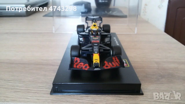 RED BULL - F1 RB16 HONDA TEAM N 33 Winner Abu Dhabi GP 2020 Max VERSTAPPEN - With pilot and showcase, снимка 3 - Колекции - 54499756