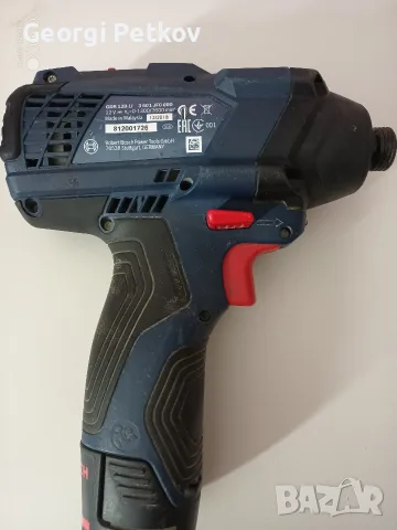 Импакт Bosch 12 V, снимка 2 - Винтоверти - 55307163