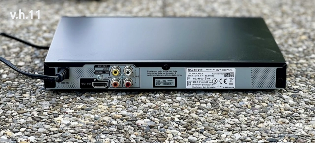 страхотен оригинален дивиди и мр3 плеър на сони перфектен , снимка 6 - MP3 и MP4 плеъри - 54490395