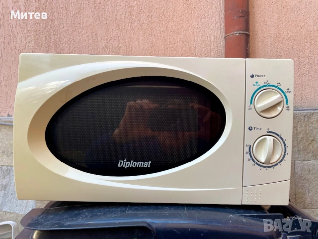 Микровълнова фурна-Diplomat DPL171M