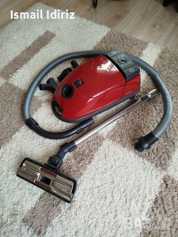 Прахосмукачка Miele tango 1800w, снимка 4 - Прахосмукачки - 54176637