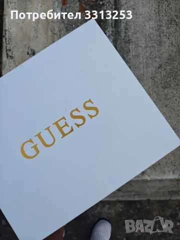 Зимни маратонки Guess, снимка 2 - Маратонки - 55331507