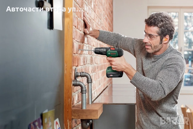 Комплект Акумулаторна ударна бормашина/винтоверт Bosch UniversalImpact 18V и акумулаторна шлайфмашин, снимка 3 - Винтоверти - 54561003