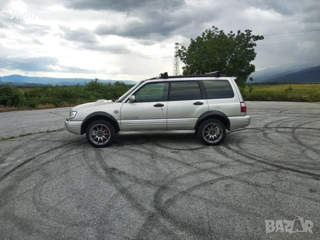 Subaru Forester 2.0 turbo, снимка 5 - Автомобили и джипове - 54896217