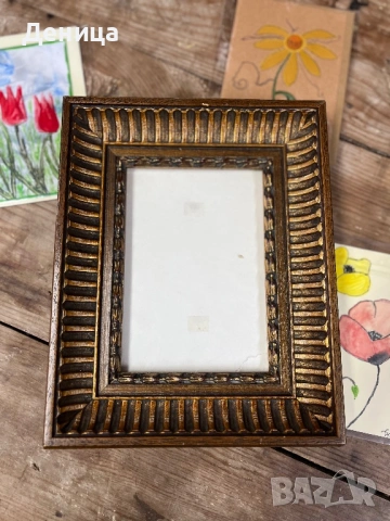Дървена рамка за спомени♥️ Има едно малко нараняване, което се вижда на повечето снимки и се намира , снимка 7 - Други - 54141946
