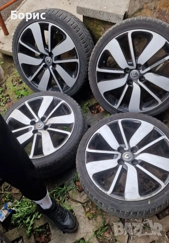 Джанти 17" Renault, снимка 5 - Гуми и джанти - 53925069