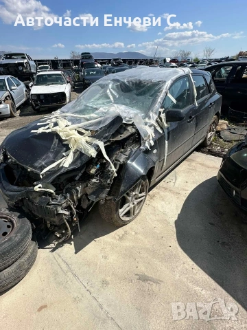 Мазда 3 2006г. 2.0 16V, снимка 2 - Автомобили и джипове - 54299801