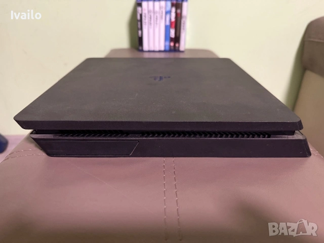 Продавам PlayStation 4 Slim 500 GB, снимка 4 - PlayStation конзоли - 54350861
