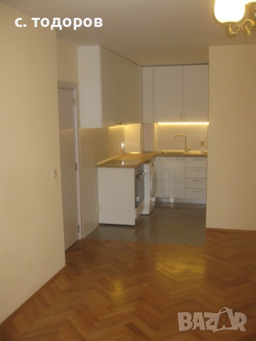 Необзаведен двустаен в София широк център, снимка 2 - Апартаменти - 54019832