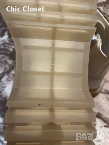 Чисто нови боти Bershka, снимка 3 - Дамски боти - 54172832