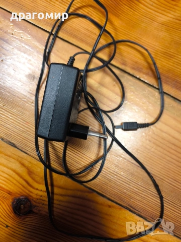 JVC AP-V17E зарядно устройство , снимка 2 - Батерии, зарядни - 53961168