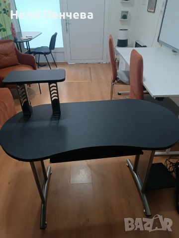 Продавам черно бюро, снимка 2 - Бюра - 55104971